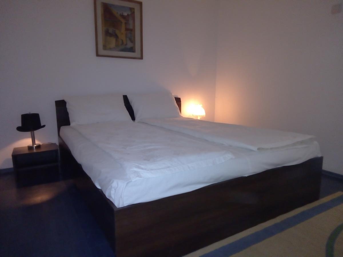 Bed and Breakfast Reben Haus Hermannstadt Exterior foto